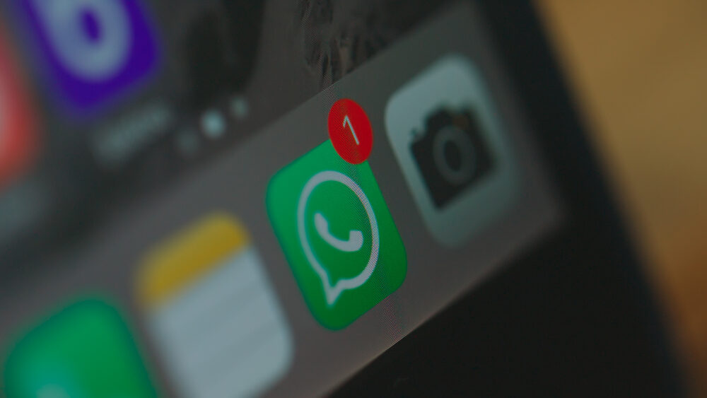 Screenshot di WhatsApp su CarPlay