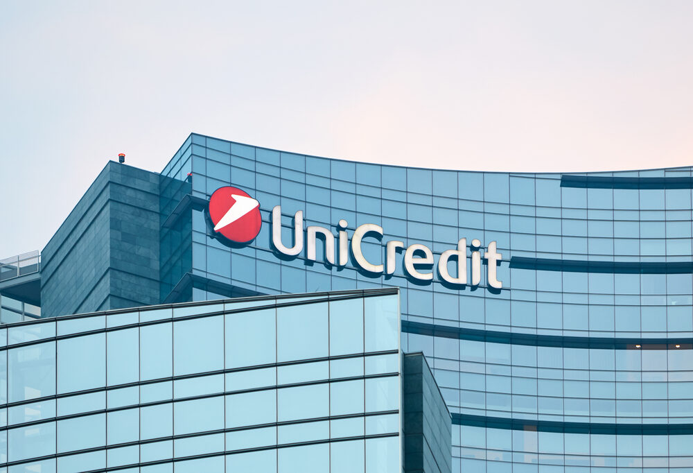 Unicredit: Focus su Commerzbank e Attenzione al Mercato Italiano