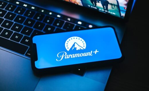Paramount offre concessioni per fusione con Warner Bros. Discovery