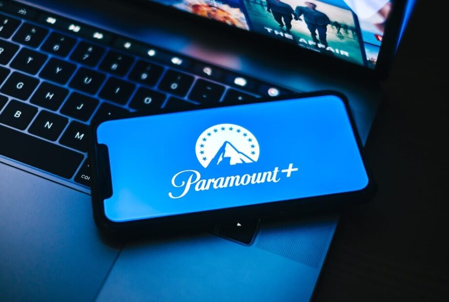 Paramount offre concessioni per fusione con Warner Bros. Discovery