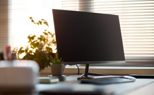 Dock USB-C Wavlink con supporto per tre monitor